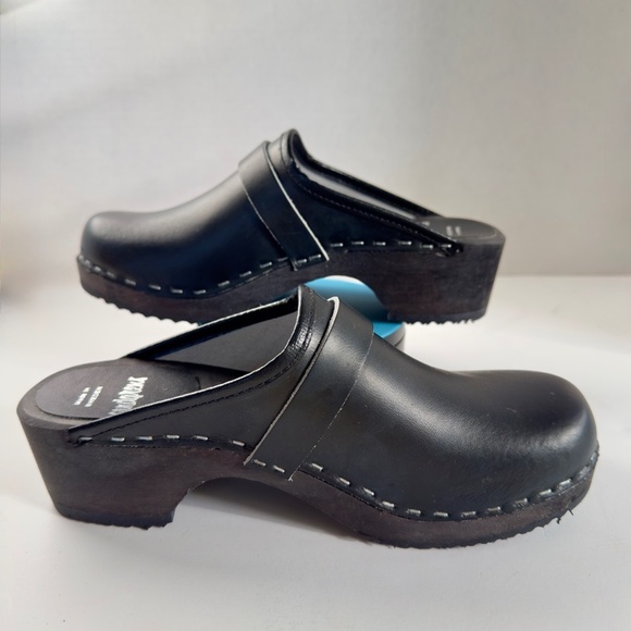 Sandgrens Black Leather Wood Clogs New in Box Tokyo Style - Picture 2 of 6